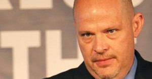 Mayor wins battle with teachers’union