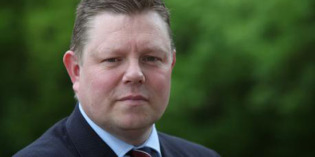 Police Federation threatens court action if officers get hurt