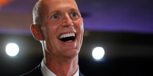 Private Prisons Buy Politicos